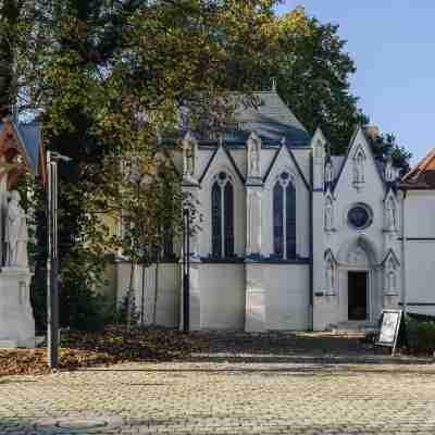 Domaine Reine Margot Paris Issy MGallery Collection Hotel Exterior