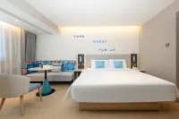 Xining Huasu Hotel (Ximen Wangfujing Central Plaza)