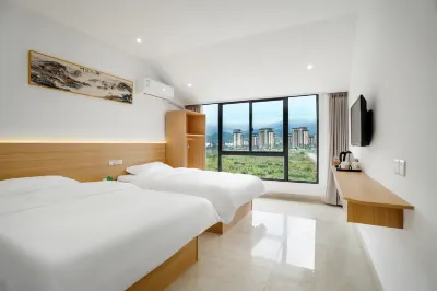 望鄉溫泉客棧（溫湯鎮明月千古情店） 溫泉度假區住宿飯店