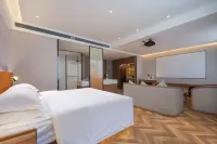 Global 60,000 Miles International Hotel (Xichang Yuelianghu Park Store)