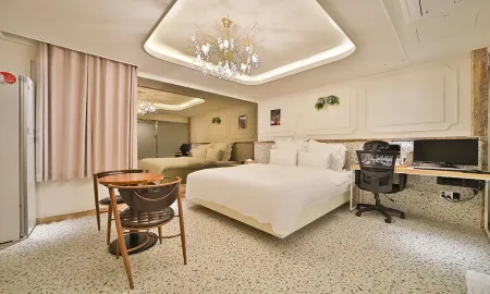 Daegu February Hotel Dongdaegu Station