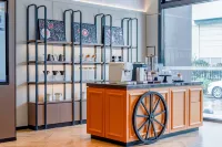 Homeinn Plus Hotel (Wenzhou Yueqing Hongqiao Yueqing East Station) - parkir