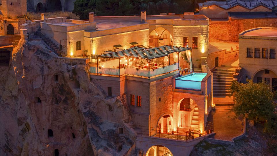 Portal Cappadocia Hotel - Infinity Pool & Castle View