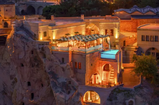 Portal Cappadocia Hotel - Infinity Pool & Castle View