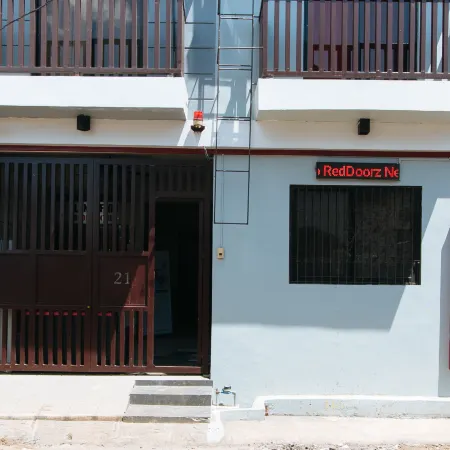 RedDoorz Near Naia Terminal 1
