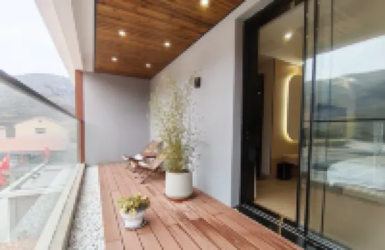 LAN FENG JIA RI KANG YANG HOTEL