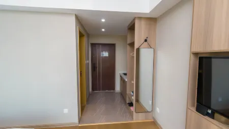 YuXi CityWalk Hotel(Taishan Railway Station Store) Отели рядом с достопримечательностью «Nantian Gate»