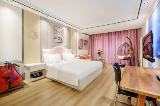 Juyi Hotel (Yinchuan Yuehaiwan Central Business District) Hotéis em 