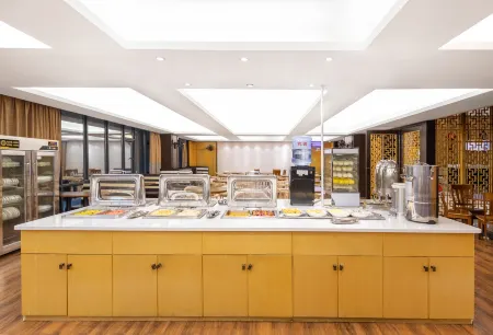 Huanyang Oriental Hotel Отели рядом с достопримечательностью «Waisha Old Bridge»