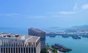 Qingdao Shangpin Liwan Apartment (Wuyue Plaza Surging Island Store)