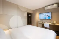 HanTing Hotel (Chongqing Yangjiaping Subway Station) Hotels in Chongqing