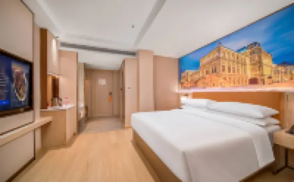 Vienna Hotel (Yangjiang Hailing Island Gold Coast)