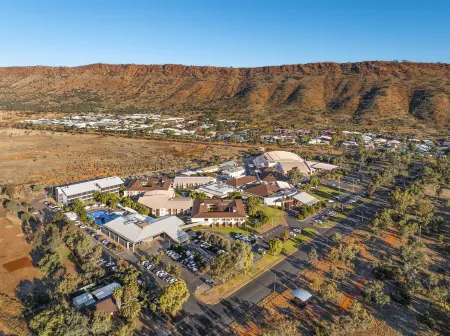 Crowne Plaza Alice Springs Lasseters
