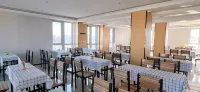 IU Hotel (Tangshan No.1 Middle School Friendship North Road Store)