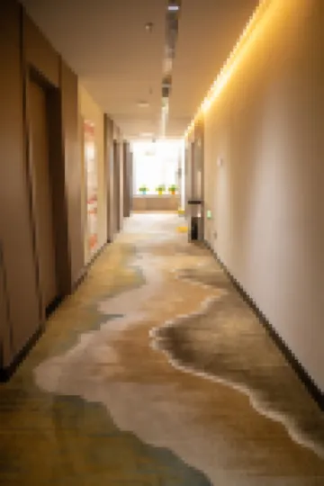 Zhongning Longteng Wisdom Hotel