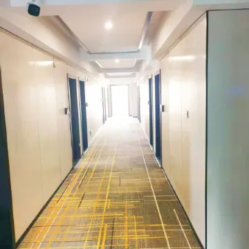 99inn Selected Hotel (Chongqing Fuling New Century Department Store Gaosuntang Road) Отели рядом с достопримечательностью «Стадион «Фулин»»