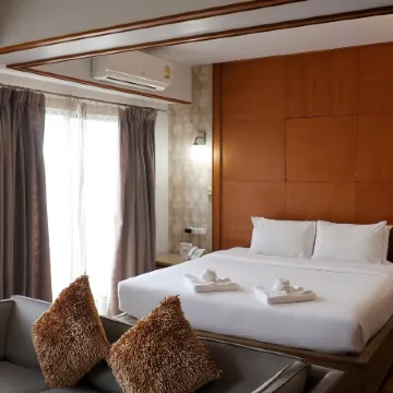 Nonthaburi Palace Hotel