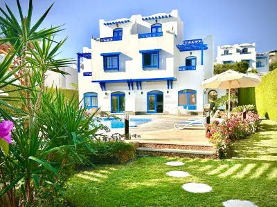 Luxury 4BRs Villa in Hurghada with a Private Heated Pool Các khách sạn ở 