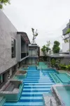 Richmann Resort Hotel Hatyai - Pools