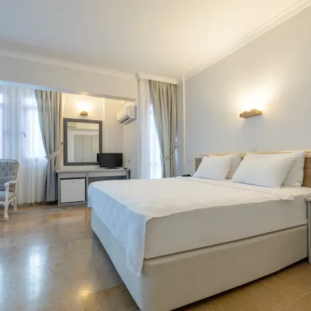 Hanedan Beach Hotel