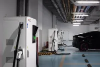 Qidong Hotel - parking