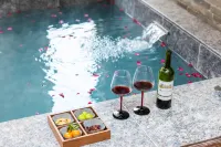 An Yin Hot Spring Resort Hotels in Xinzhou