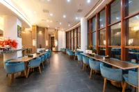 Yunjing lnternational Garden Hotel