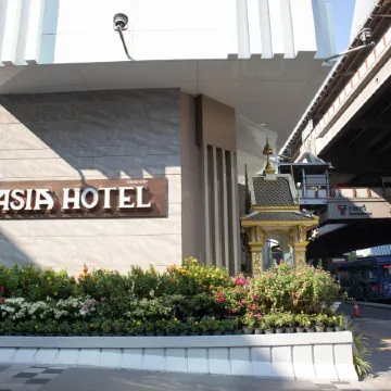Asia Hotel Bangkok Отели рядом с достопримечательностью «Станция надземного метро Siam»