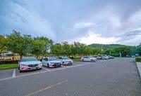 Qingteng Yisu Hotel (Zhoushan Bus Passenger Transport Center) - Bãi đậu xe
