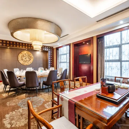 Qin Dynasty Hotel