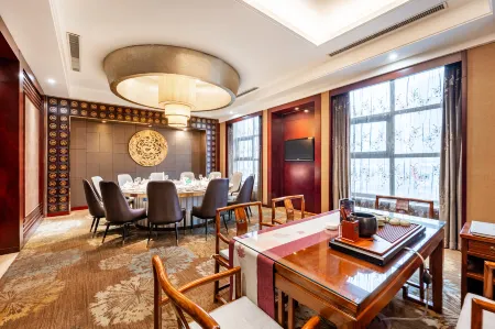 Qin Dynasty Hotel Отели рядом с достопримечательностью «Shaanxi University of Science and Technology»