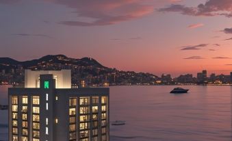 Borrman Sunshine Panorama Selected Hotel (Shanwei Ermalu Food Street)
