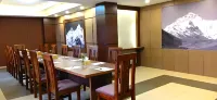 Hotel Sherpani