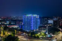 Pu'er SANMON Hotel (Yuecheng Shiguangli Shopping Park Shop) - bar