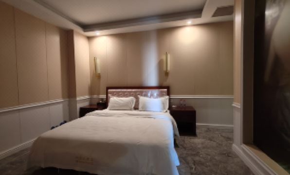 Laos Guiting Hunan Grand Hotel (Free Airport Transfer with Reservation)