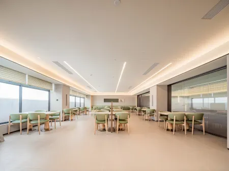 JI hotel Отели рядом с достопримечательностью «Chengdu Aeronautic Vocational and Technical College»