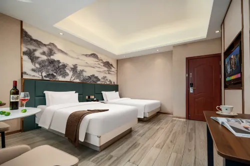 Green Light Man Hotel - فطور