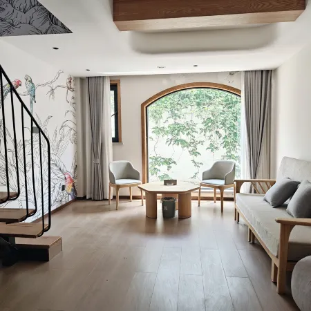 Lixiang Shanju Homestay