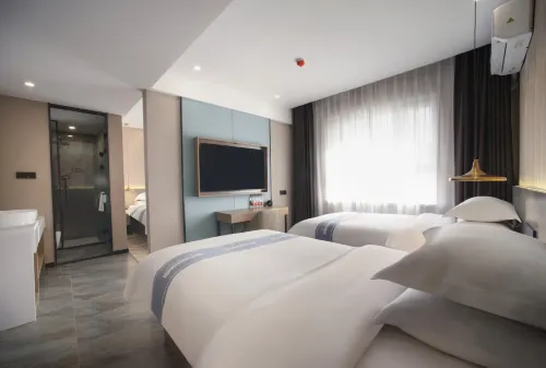 Urban Garden Hotel (Yili Kuytun Railway Station)