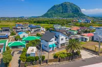 Rein Jeju Family Room with Mountain 101