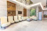 Moxi Esports Hotel (Guigang International Life Port High speed Railway Station, Guangxi)