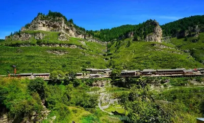 Xuankong Shanshui Residence (Luyashan Scenic Area)