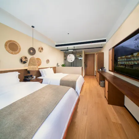 Shanjintang Hotel (Wang Xian Gu Scenic Area)