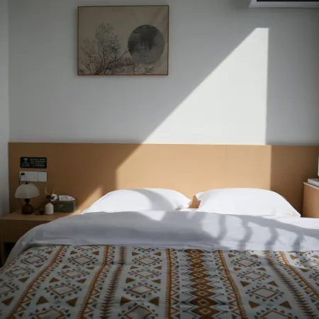 Wanfenglin Shanxun Homestay (Wanfenglin Visitor Center)
