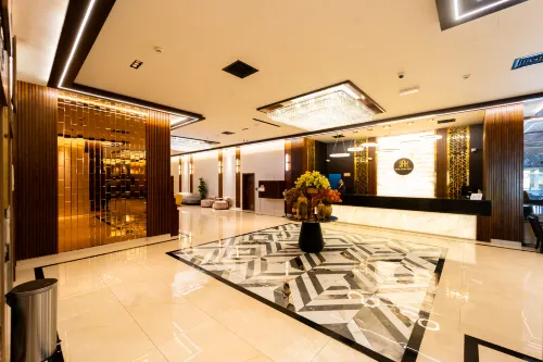 Grand Astoria Hotel
