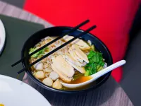 Hilton Garden Inn Bangkok Silom Отели рядом с достопримечательностью «Пирс Си-Пхрая»