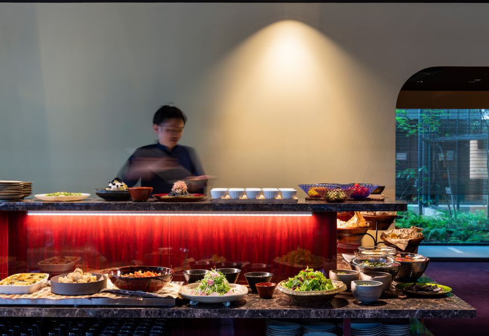 2. 미쓰이 가든 호..