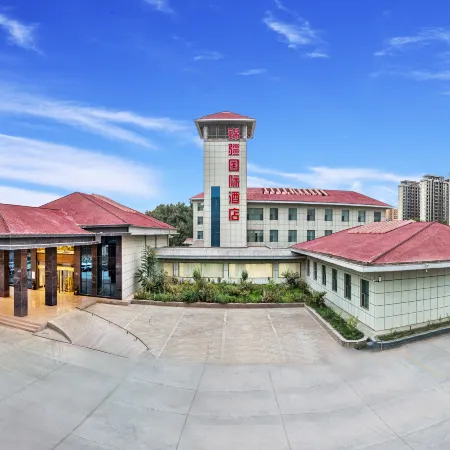 Bachu Jinjiang International Hotel (Bachu Pedestrian St, Bachu Station, Kashgar Prefecture)