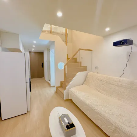 Pano Luxury Loft Apartment (Chaoyang Xihu Wanda Joy City)