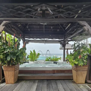 Sipadan Mabul Resort Semporna Hotel berhampiran Mabul Island